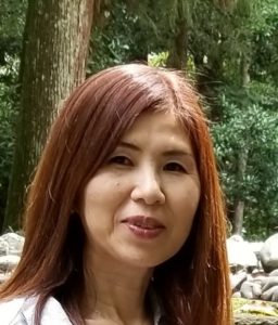 荒井 姿珠惠 Shizue Arai
